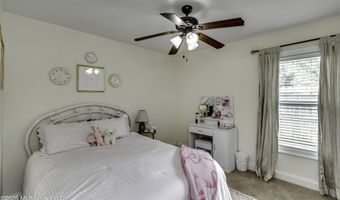 128 W Pinebrook Dr, Brandon, MS 39047