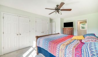 145 Pine St, Appomattox, VA 24522