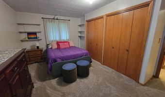 1314 N 3rd St, Aberdeen, SD 57401