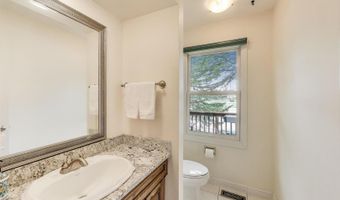4116 N Terramere Ave, Arlington Heights, IL 60004