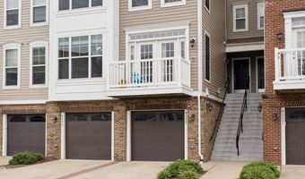 42227 CANARY GRASS Sq, Aldie, VA 20105