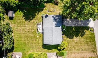 6333 Juniper Dr, Amherst, OH 44001