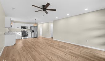 96 Hill St, Austin, IN 47102