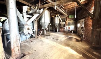 602-604 5TH Ave, Antigo, WI 54409