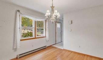 15 Blondin Cir, Burlington, VT 05408