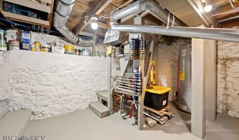 1009 E 5th St, Anaconda, MT 59711