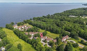 51 Dockside Ln, Belfast, ME 04915