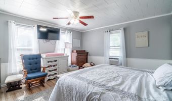 315 N York St, Albion, IN 46701