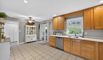 692 N Parker Ln, Bloomfield, IN 47424