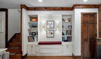 7681 N Farm Road 43, Ash Grove, MO 65604