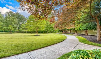 7201 TRAVERTINE Dr 104, Baltimore, MD 21209