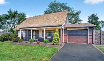 29 Ormont Ln, Aberdeen, NJ 07747