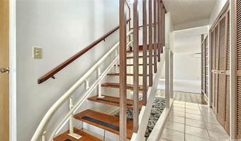 970 Apokula Pl, Kailua, HI 96734