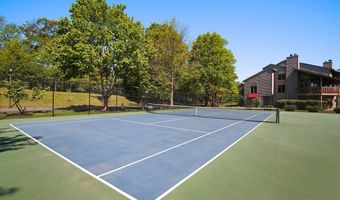 2102 CHESAPEAKE HARBOUR Dr E, Annapolis, MD 21403