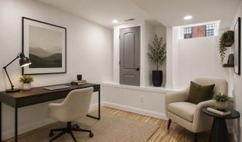 104 W HEATH St, Baltimore, MD 21230