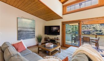 2106 Lakeshore Dr, Agoura Hills, CA 91301