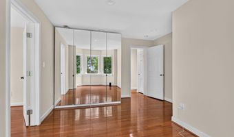 4705 22ND St N, Arlington, VA 22207