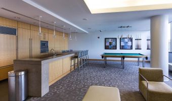 2001 15TH St N 319, Arlington, VA 22201