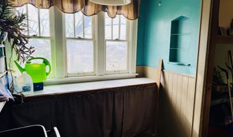 701 MAPLE St, Atlantic, IA 50022