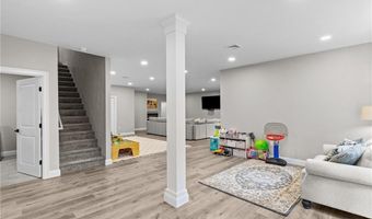 52 Pine Swamp Rd, Cumberland, RI 02864