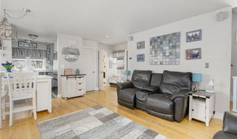 13 Vaughan Ave, Newport, RI 02840