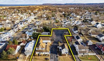 147 Church St, Belford, NJ 07718