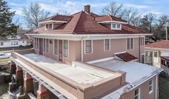 905 N 2nd St, Arkansas City, KS 67005