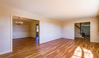 54 Pine Ledge Rd, Bangor, ME 04401