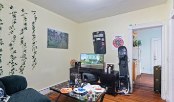 305-307 N Winooski Ave, Burlington, VT 05401