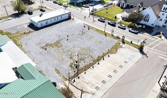 161 Main St, Bay St. Louis, MS 39520