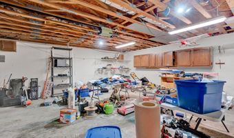 500 GreenTree Dr 11, Bedford, IN 47421