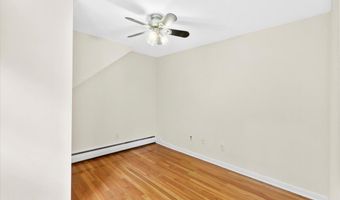 9 Sunset Dr, Altamont, NY 12009