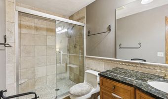 13 Apple Hill Cir, Madison, WI 53717