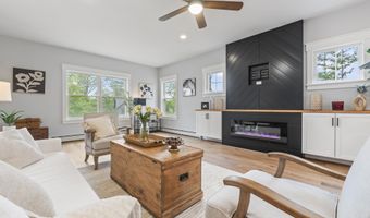 53 Woodbrey Ln, Standish, ME 04084