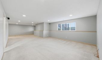 109 S Putter Dr, Andover, KS 67002