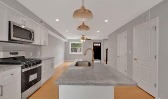 245 S CLINTON St, Baltimore, MD 21224