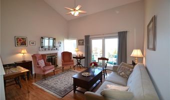 49 Seabreeze Ln 49, Bristol, RI 02809