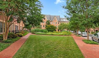 4531 WESTHALL Dr NW, Washington, DC 20007