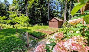 1305 Garrison Rd, Ashtabula, OH 44004