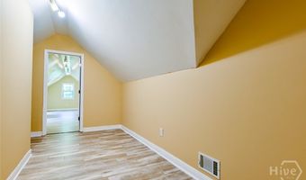 283 Creekside Dr, Arnoldsville, GA 30619