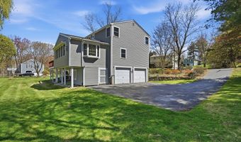 4 Meadowbrook Rd, Acton, MA 01720