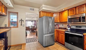 2532 E 15TH St, Cheyenne, WY 82001