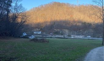 51 Oakmont Dr, Danville, WV 25053