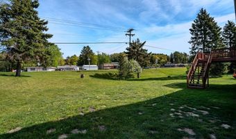 1305 Whistling Straits Ct, Altoona, WI 54720