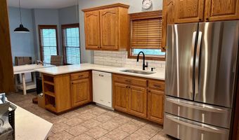 1472 E Main St, Batesville, AR 72501