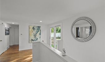 21 Lake Dr, North Kingstown, RI 02852