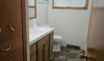 614 Bell Ct, Algona, IA 50511