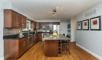 1515 Rosewood Terrace Dr, Ballwin, MO 63021