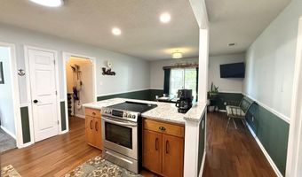 1405 Pebblewood Dr, Adel, GA 31620