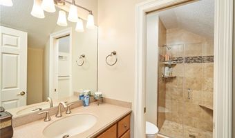 662 Heatherleigh Dr, Akron, OH 44333